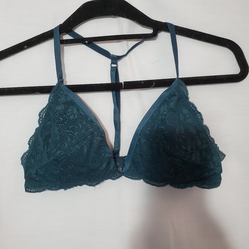 NWOT lace bralette - Picture 2 of 2